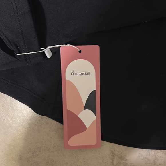 colorskin Women's Cropped Athletic Jackets Half Zip Pullover Long Sleevle. Black - Picture 2 of 5